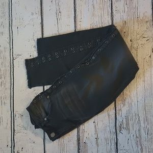 Romeo & Juliet Couture Gray Faded Black Rivet Seamed Raw Hem Y2K Jeans S 28